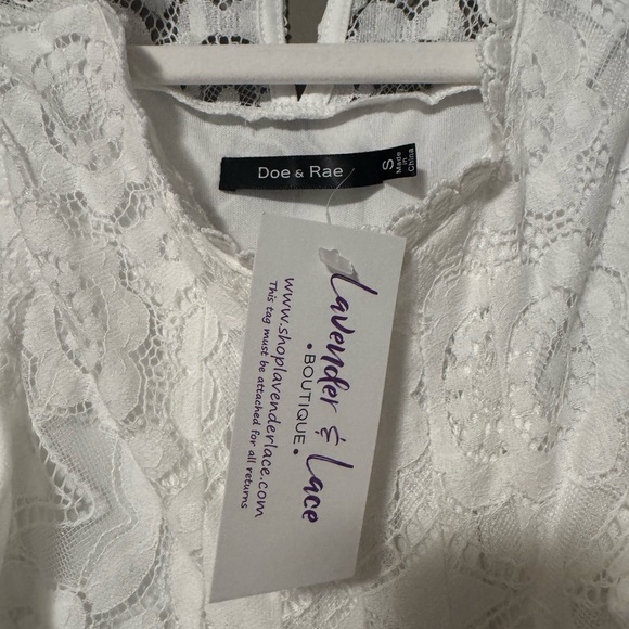 Doe & Rae Leah Lace Tank White Size S NWT - Picture 2 of 4